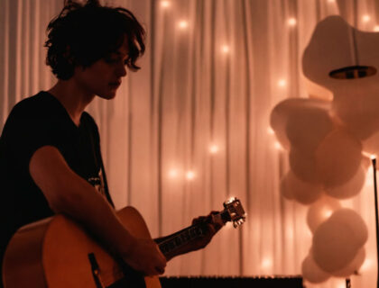 listen the best laid-back Acoustic Pop music of all time